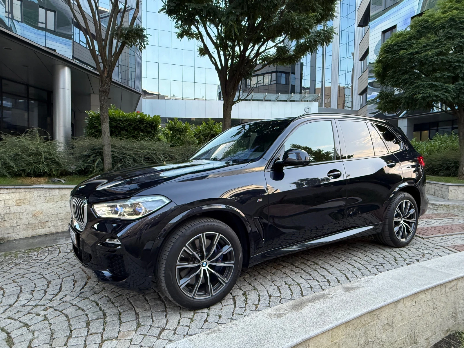 BMW X5 XDrive 3.0d, M-pack, Laser, HUD, H/K, 360* , ACC, снимка 1