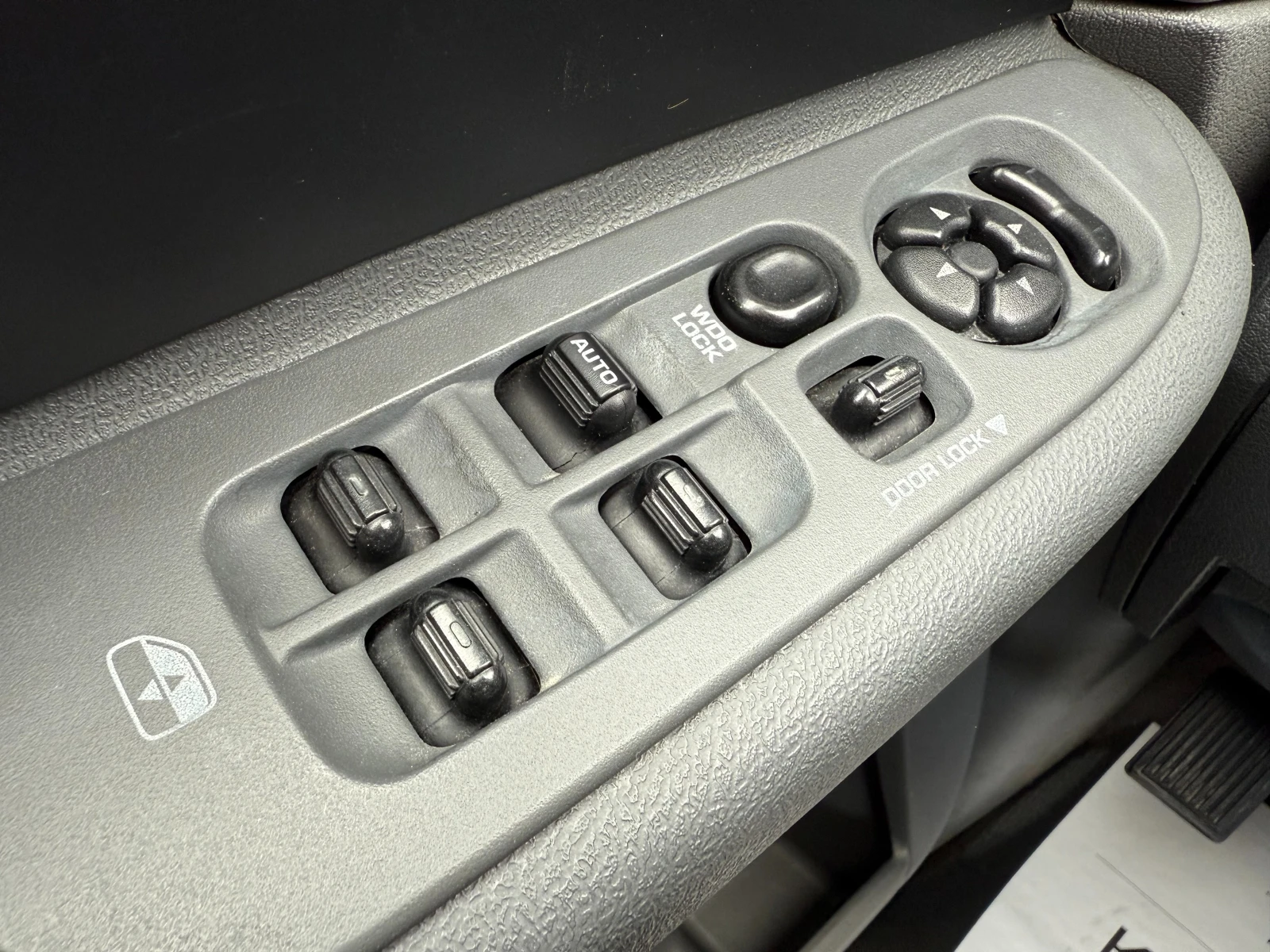 Dodge Ram 5.7i 350 .. / | Mobile.bg   15