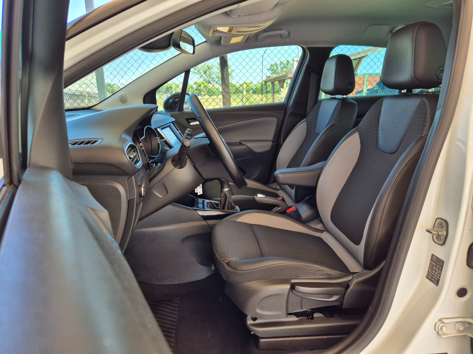 Opel Crossland X 1.2i* Gaz-ingekzion*  - изображение 9