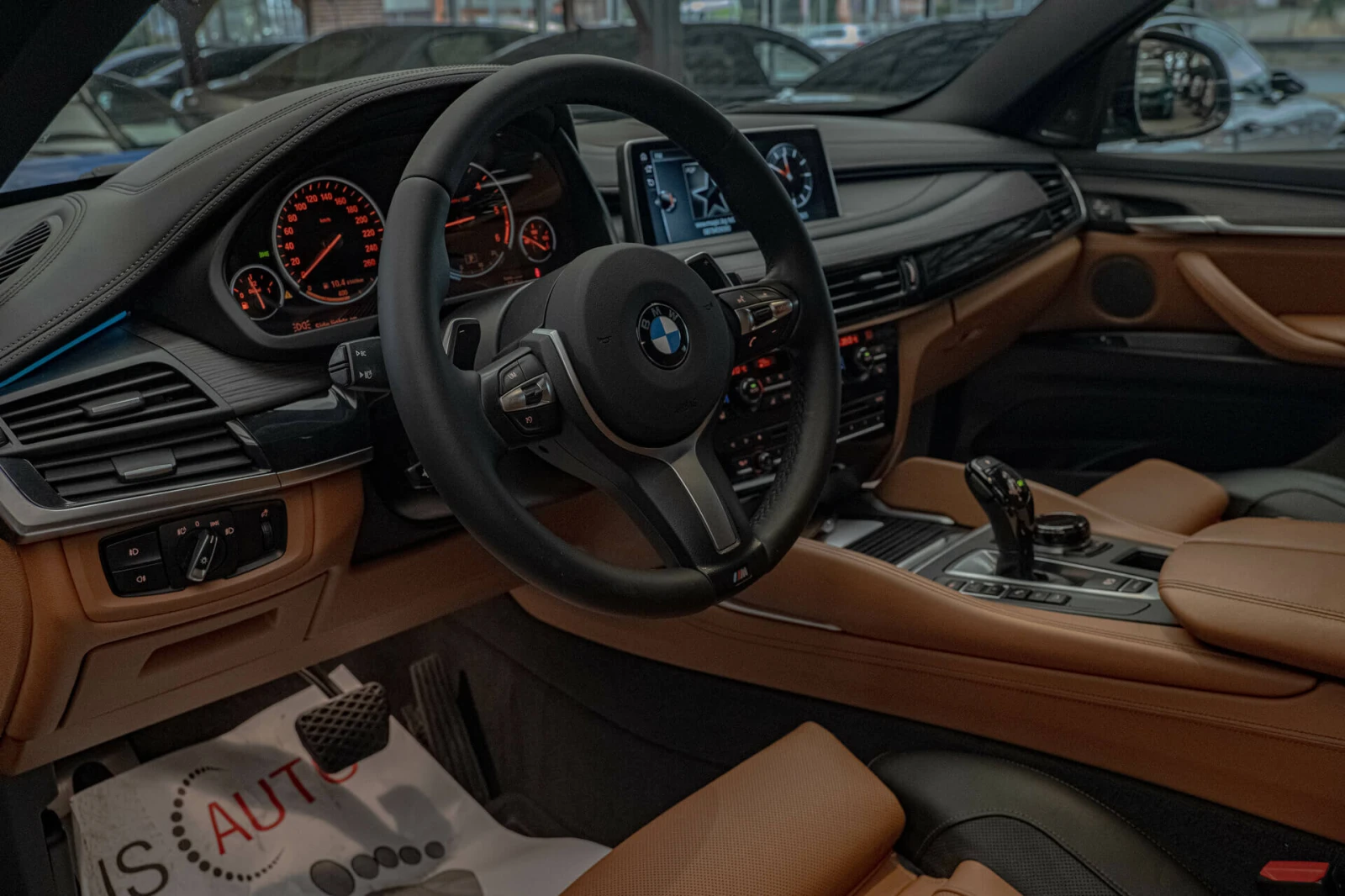 BMW X6 40d/M-Packet/Harman Kardon/Soft Close/HuD/Individu - изображение 7