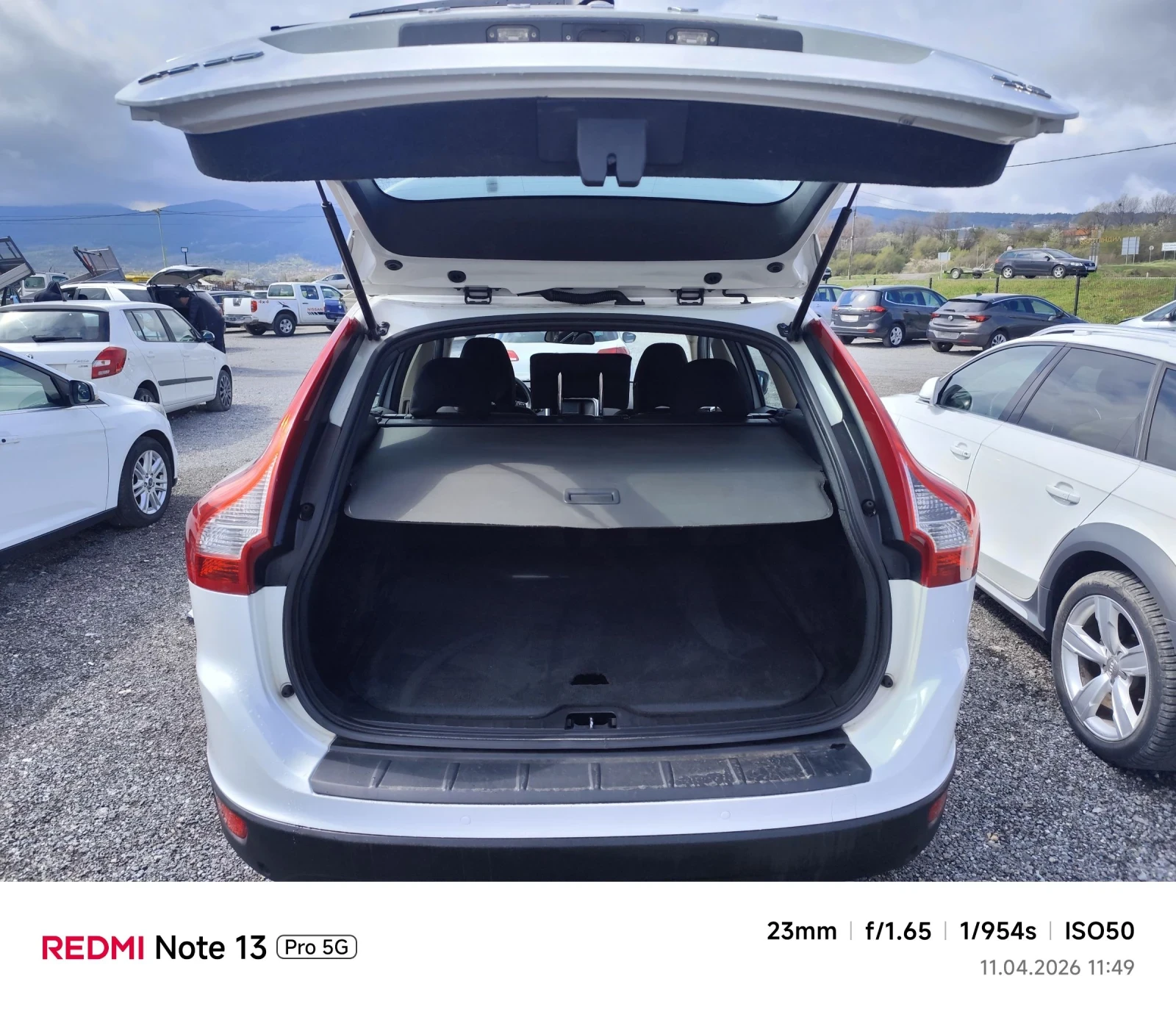 Volvo XC60, снимка 11 - Автомобили и джипове - 54170465