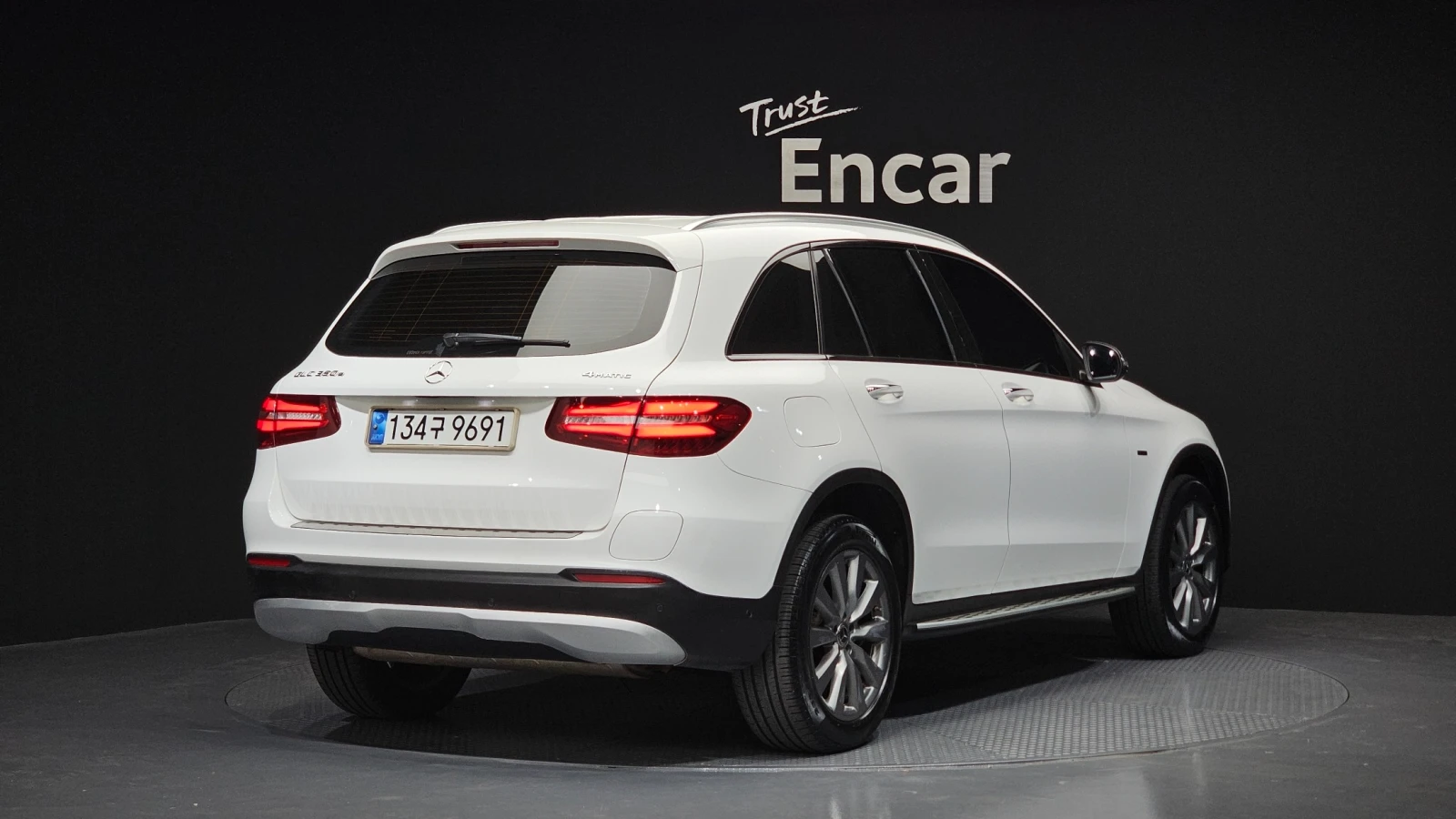 Mercedes-Benz GLC GLC350e 4MATIC | Plug-in Hybrid | Memory |  | Mobile.bg � ����������� 2
