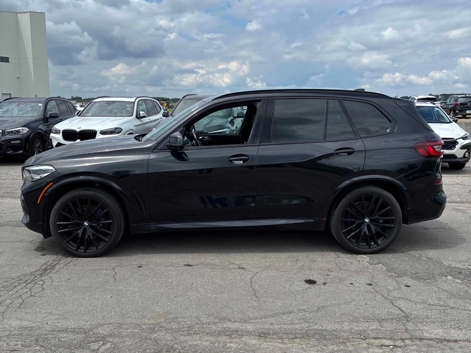 BMW X5 40I ЦЕНА ДО БЪЛГАРИЯ РЕГИСТРАЦИЯ & АВТОКРЕДИТ, снимка 3 - Автомобили и джипове - 55585416