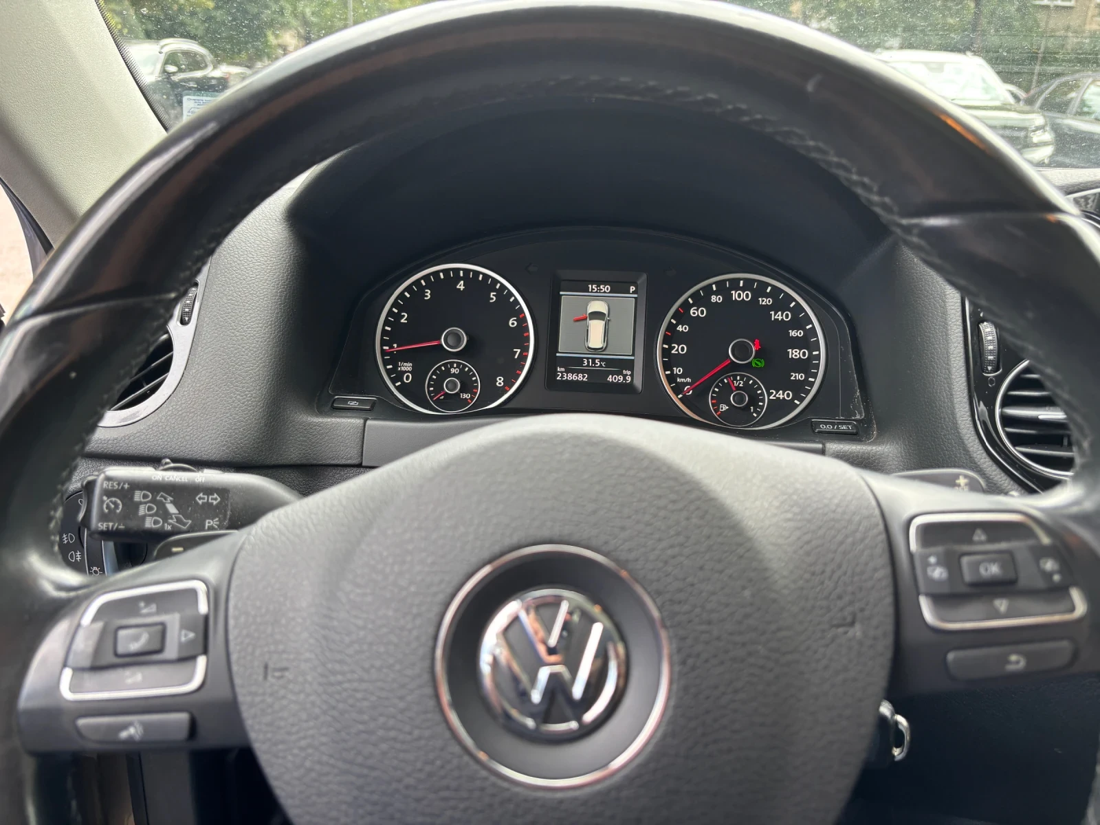 VW Tiguan 2.0 TSI Sport&Style 4Motion Facelift, снимка 6 - Автомобили и джипове - 55773615