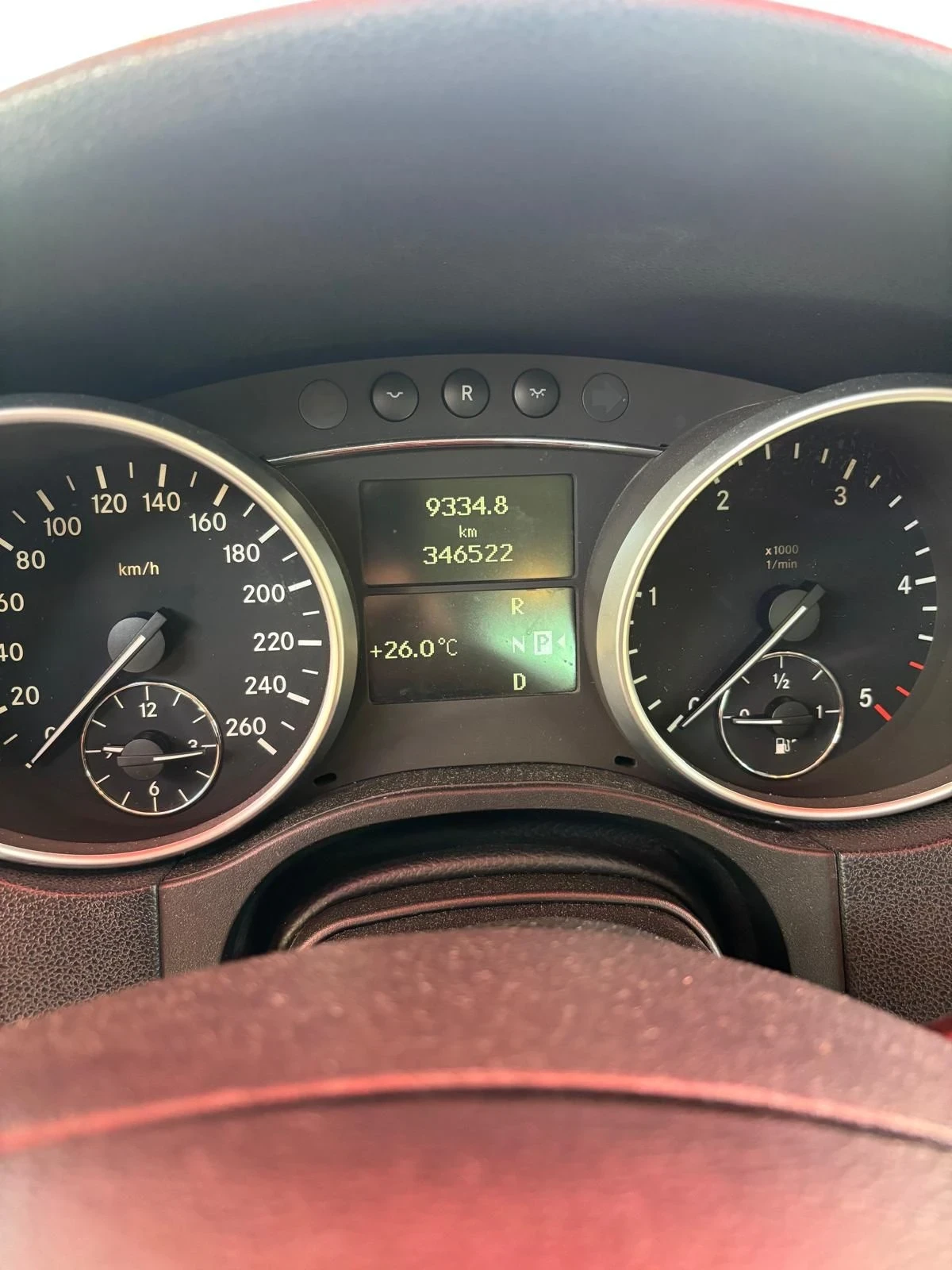 Mercedes-Benz ML 320, снимка 7 - Автомобили и джипове - 55906329