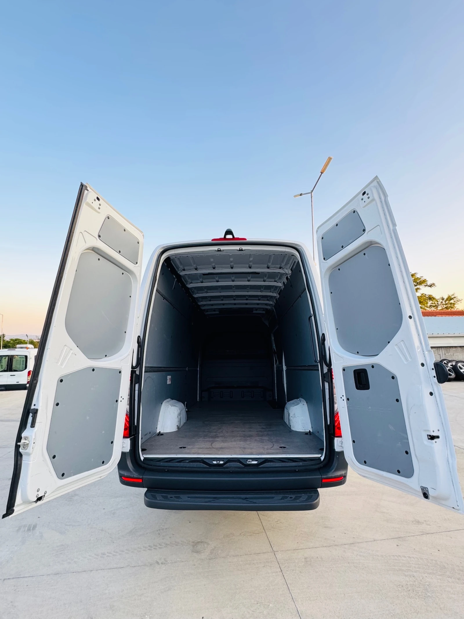 Mercedes-Benz Sprinter 316 2броя!Немски!КАТО НОВ!LED!ТОП!ТОП!НАВИ!КЛИМАТР! - изображение 8