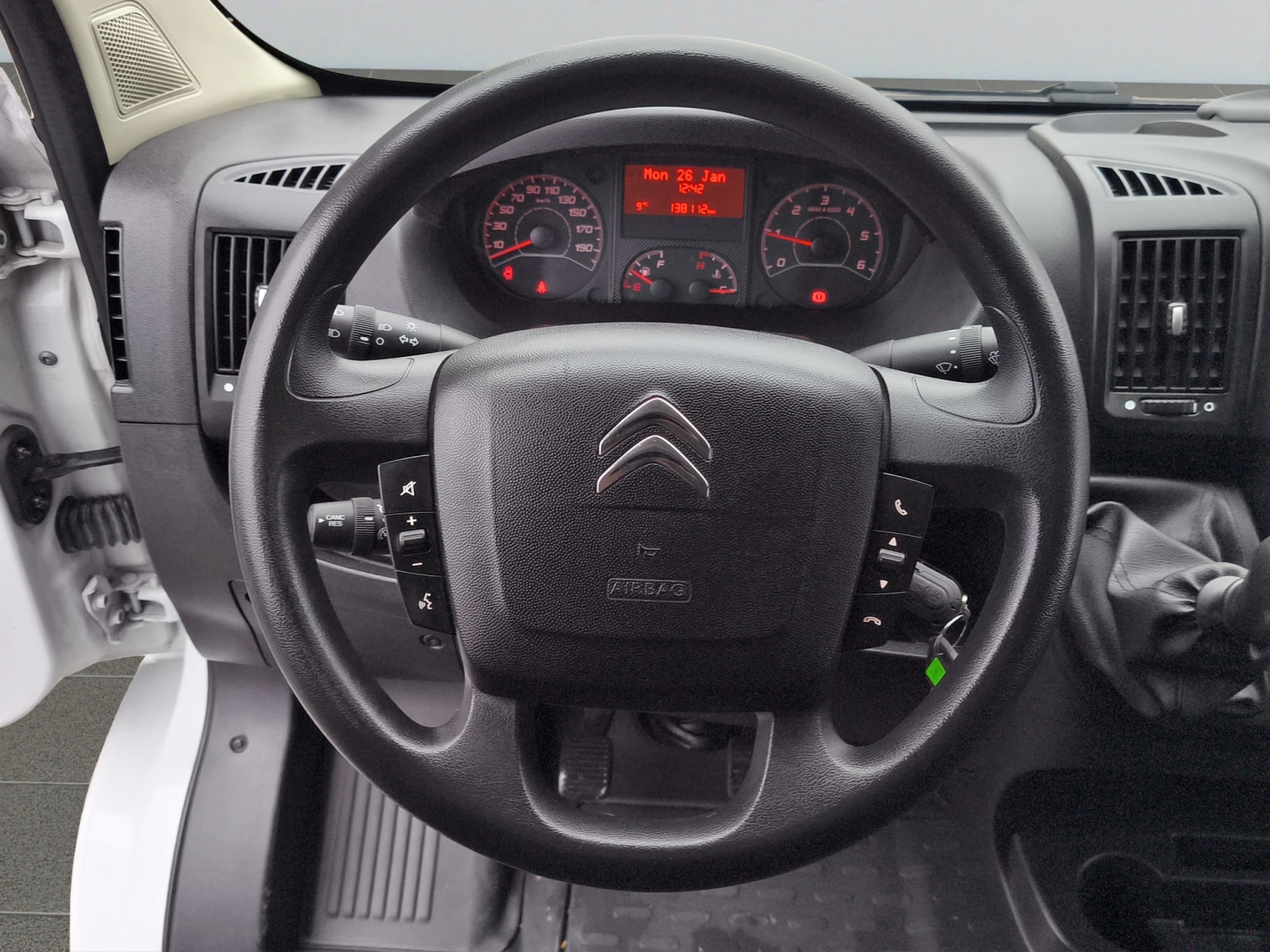 Citroen Jumper FT 35 L3H2 2.2 BlueHDI 140 BVM6 S&S E6.4//2211104 - изображение 10