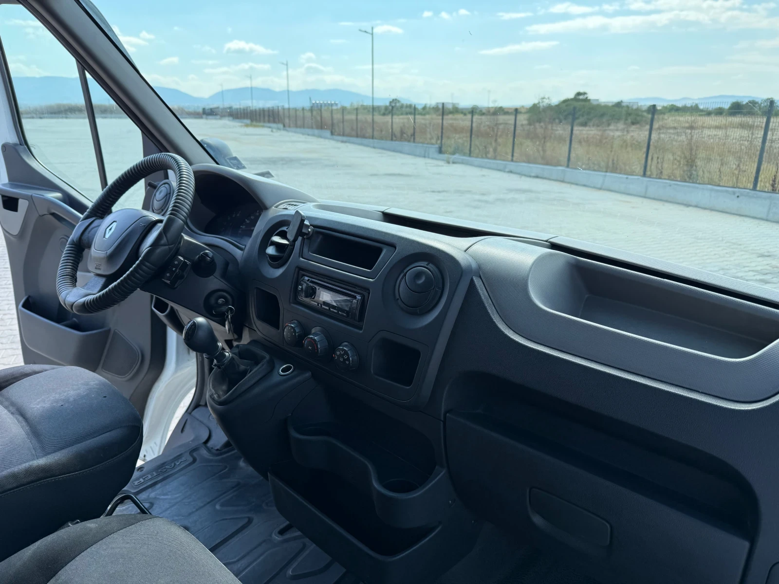 Renault Master, снимка 8 - Бусове и автобуси - 54046840