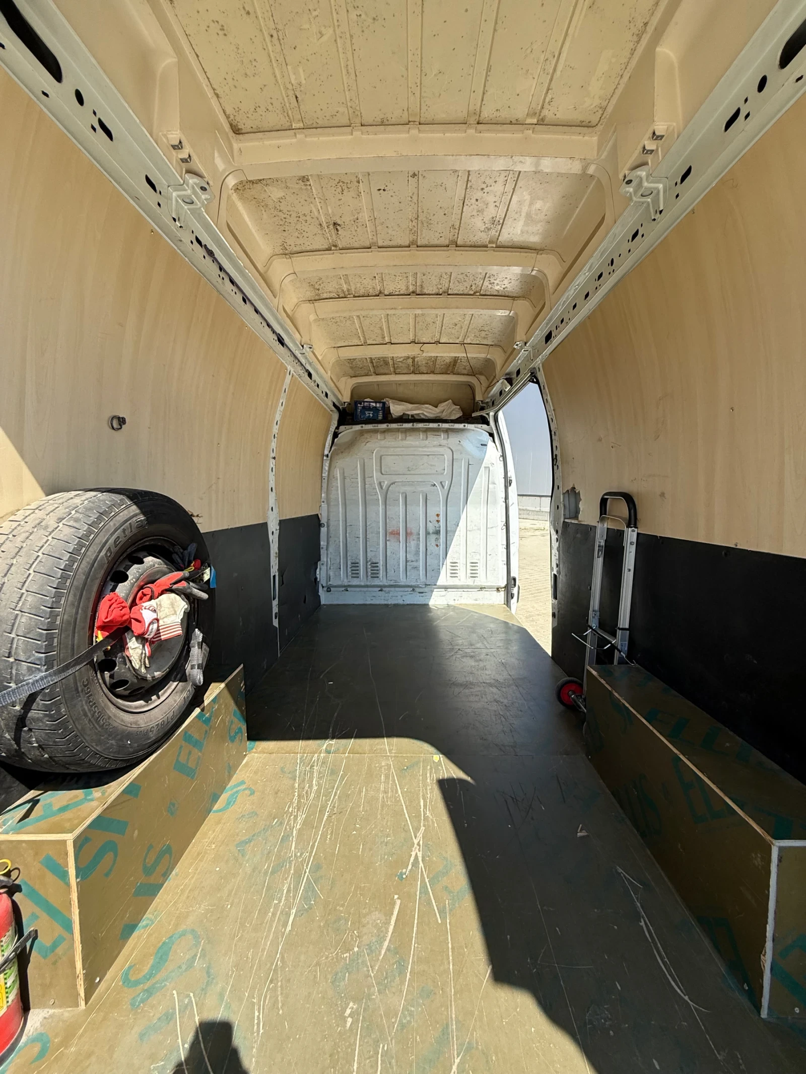 Renault Master, снимка 12 - Бусове и автобуси - 54046840