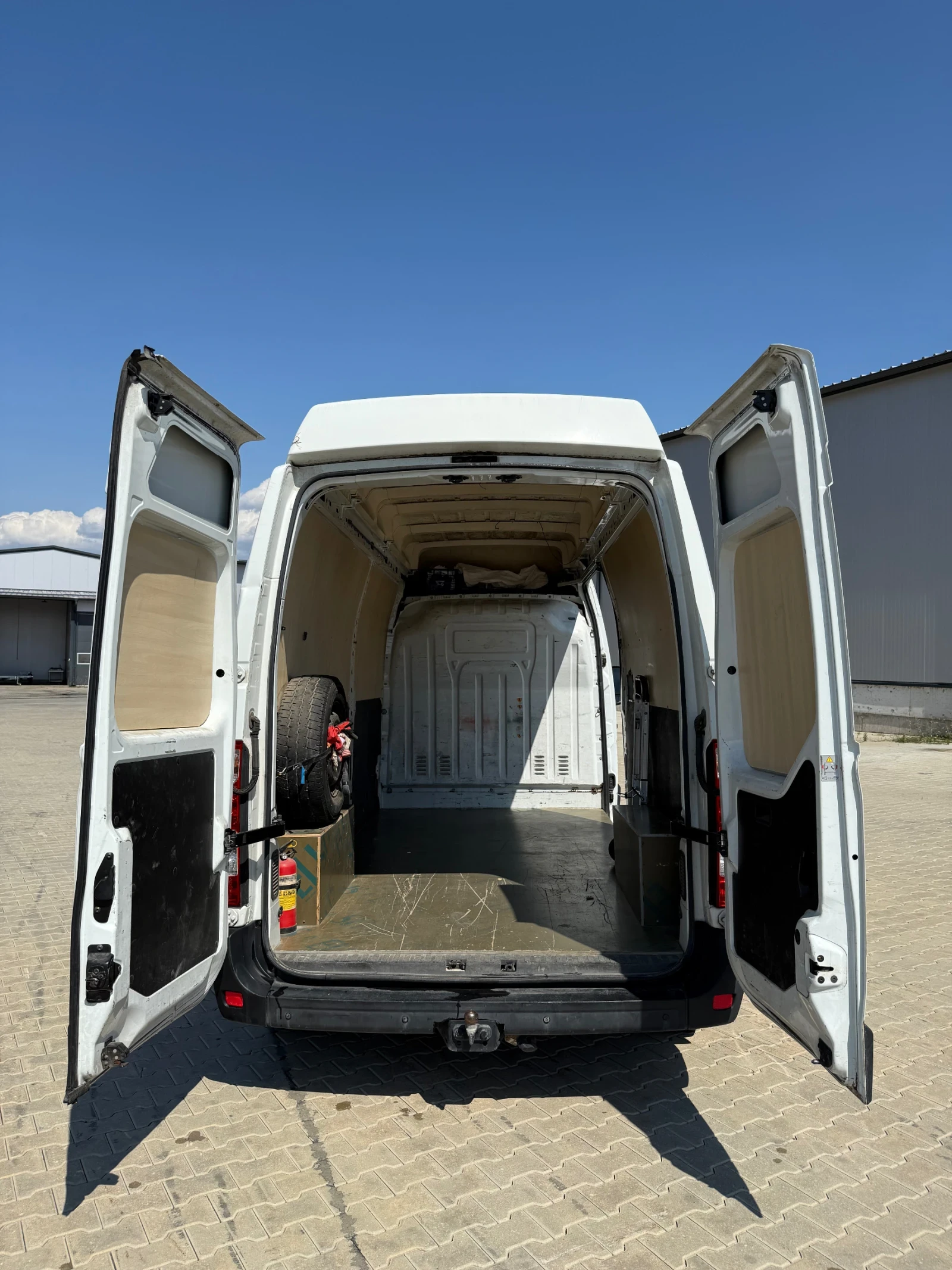 Renault Master, снимка 11 - Бусове и автобуси - 54046840