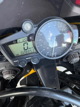 Yamaha YZF-R1, снимка 6
