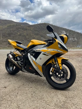����� �� �������� �� Yamaha YZF-R1