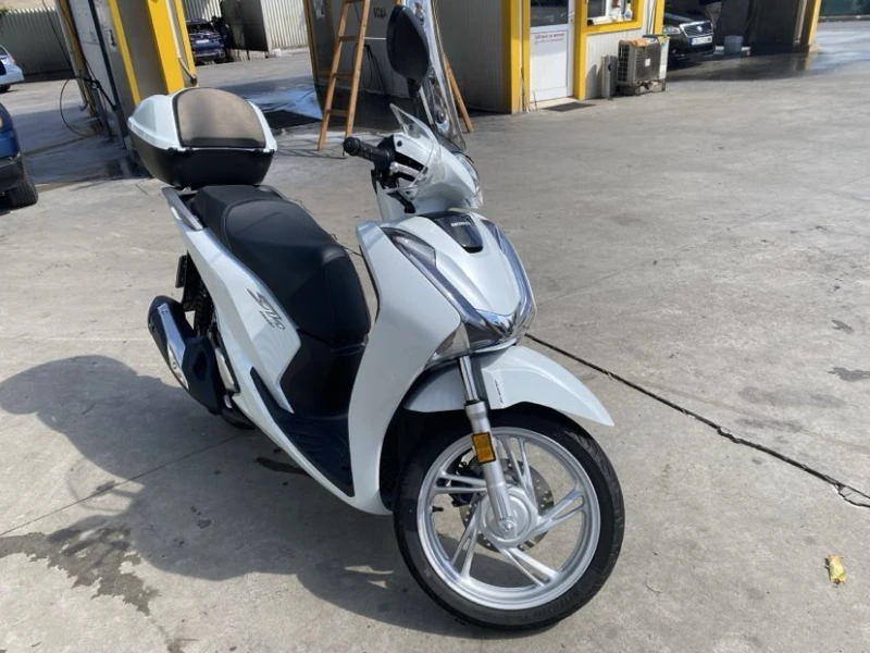 Honda Sh 150i  100% ИСТИНСКИ , снимка 2 - Мотоциклети и мототехника - 46608697