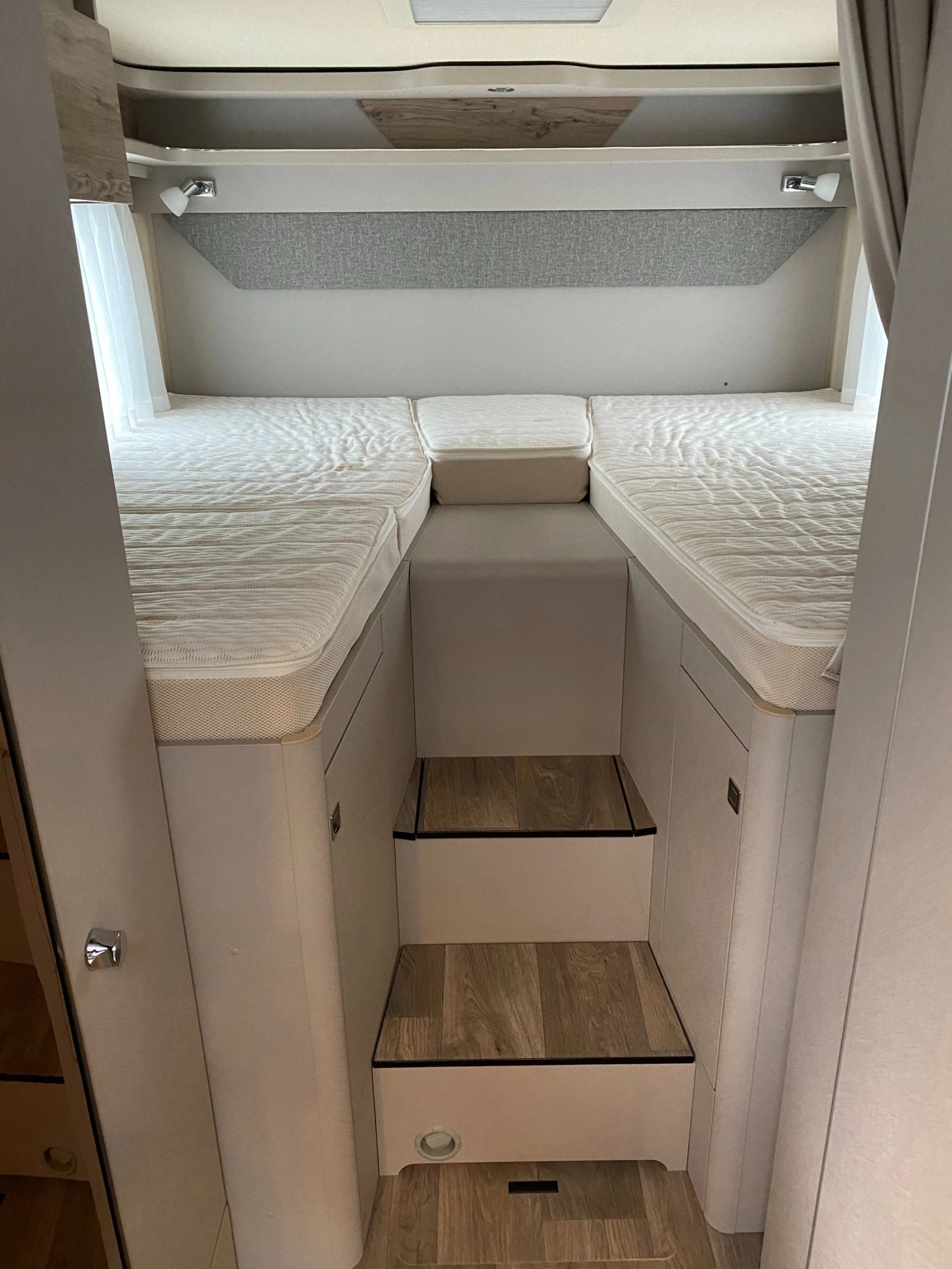 ������ HYMER / ERIBA Ex I 580,  3500 ��. | Mobile.bg � ����������� 12