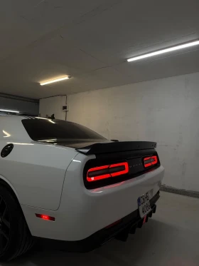Dodge Challenger 5.7 Hemi Shaker , снимка 3