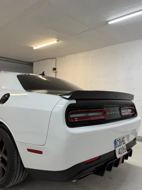 Dodge Challenger 5.7 Hemi Shaker , снимка 8