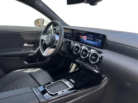 Mercedes-Benz CLA 180, снимка 9