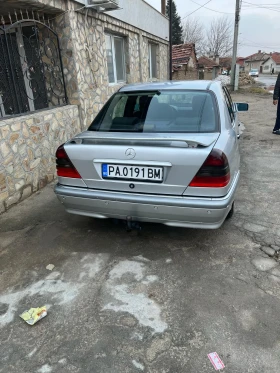 Mercedes-Benz C 220, снимка 4