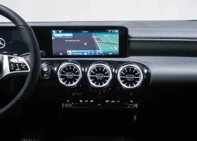 Mercedes-Benz CLA 180 - 71998 лв. / 36811.99 € - 14650362 6