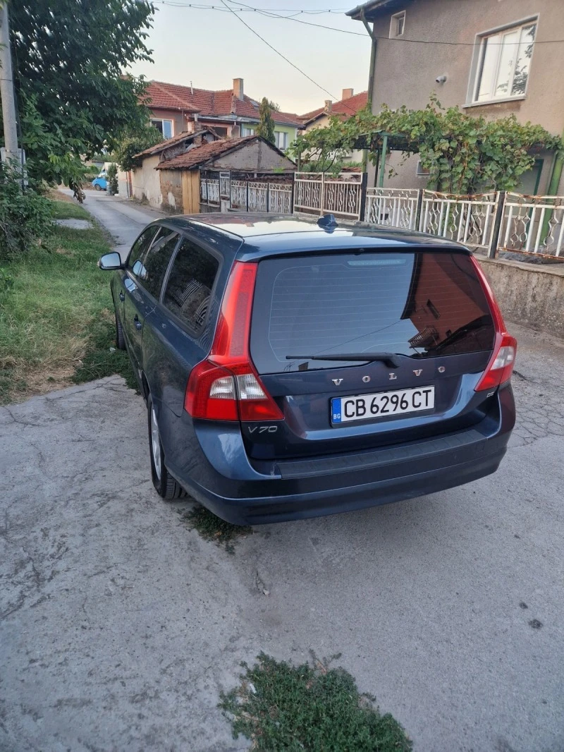 Volvo V70, снимка 2 - Автомобили и джипове - 47092206