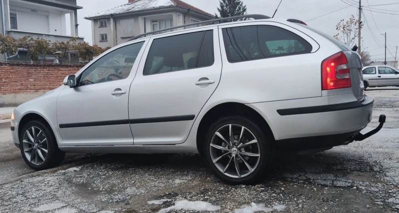 Skoda Octavia 2.0 FSI 4x4 LPG KME, снимка 3 - Автомобили и джипове - 46604015