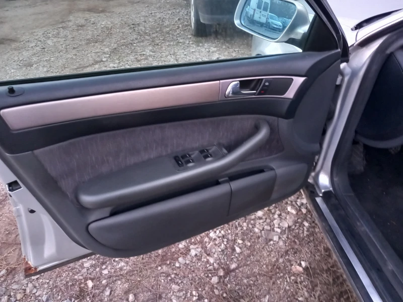 Audi A6 1.9 TDI, снимка 8 - Автомобили и джипове - 52946562