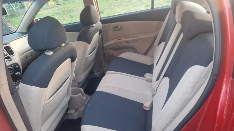 Kia Rio, снимка 7 - Автомобили и джипове - 52907006