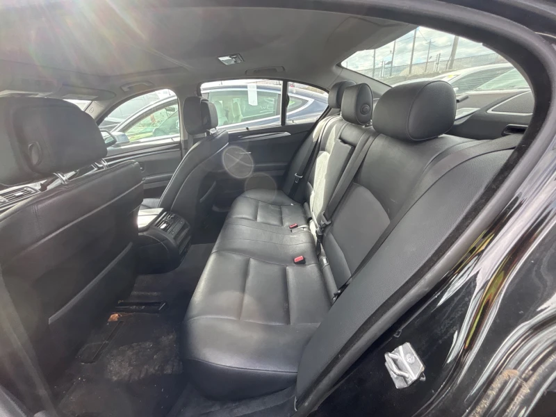 BMW 535 * XDrive* 129 000км* ПОДГРЕВ* ОЧАКВАН ВНОС* , снимка 7 - Автомобили и джипове - 52503457