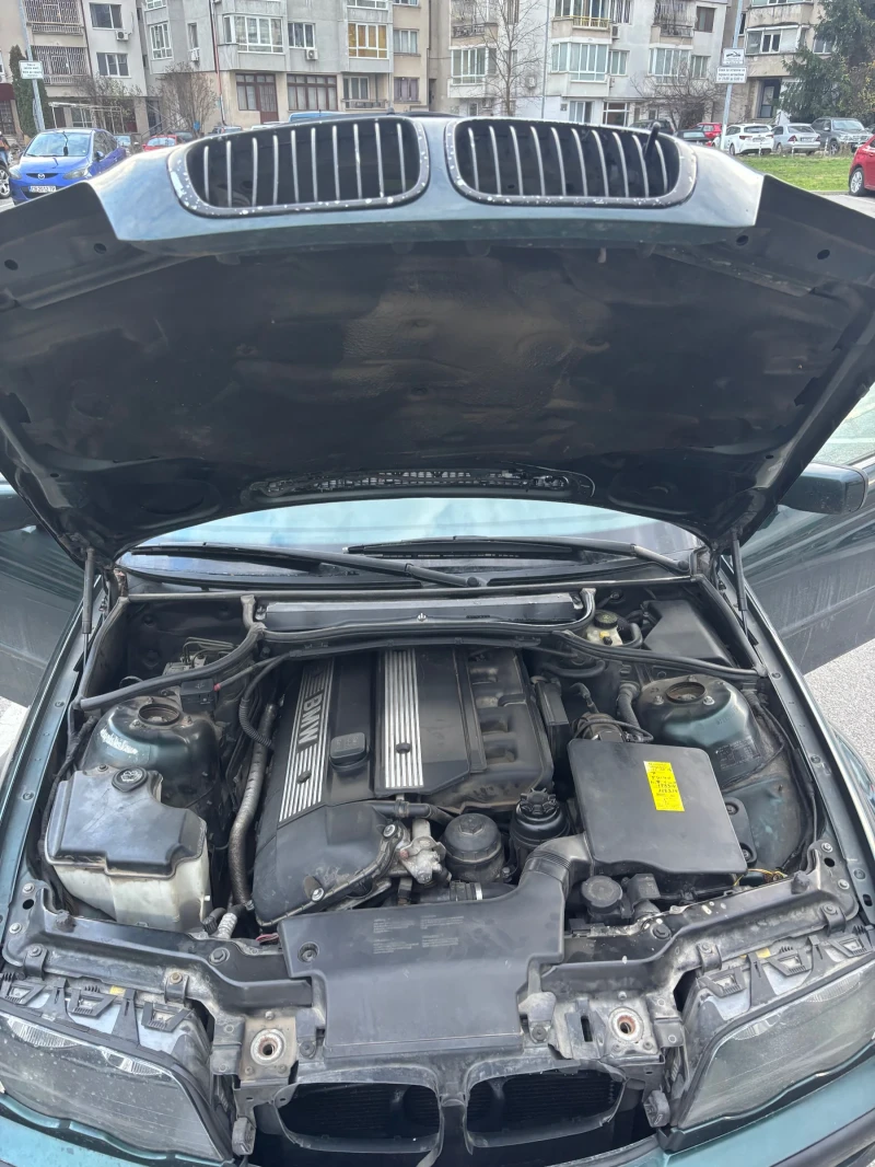 BMW 325 325xi, снимка 11 - Автомобили и джипове - 52538230