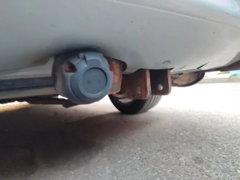 Toyota Avensis 1.8 LPG, снимка 9 - Автомобили и джипове - 52869581