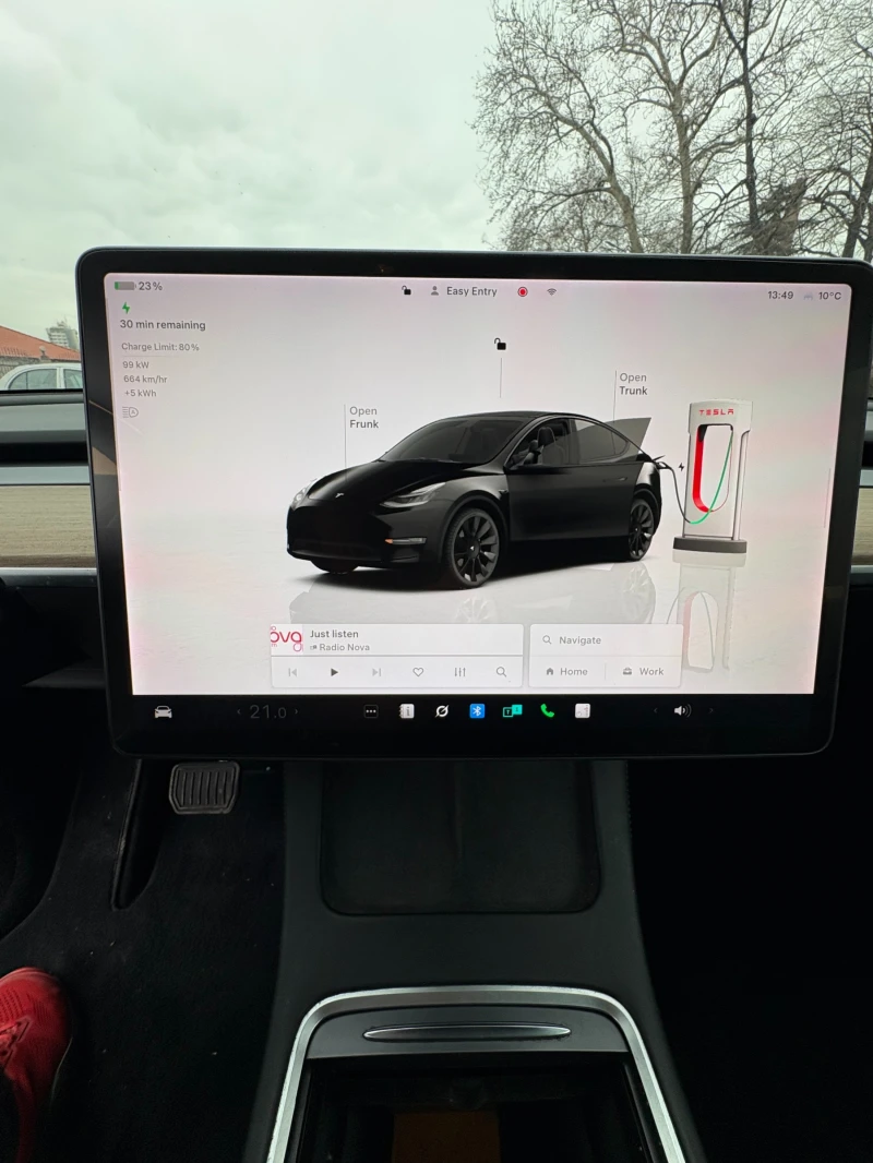 Tesla Model Y Dual Motor Long range, снимка 13 - Автомобили и джипове - 53537455