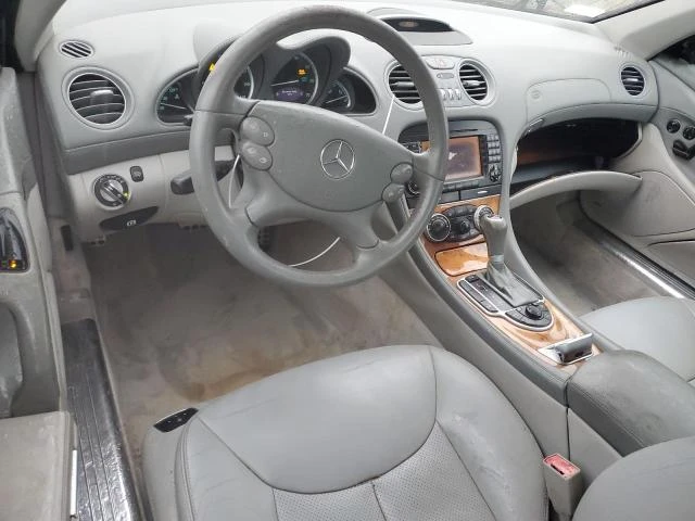 Mercedes-Benz SL 500 5.5* V8* ПОДГРЕВ* ОБДУХВАНЕ* МАСАЖ* КЕЙЛЕС, снимка 7 - Автомобили и джипове - 48817333