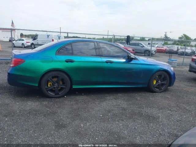 Mercedes-Benz E 300  - изображение 9