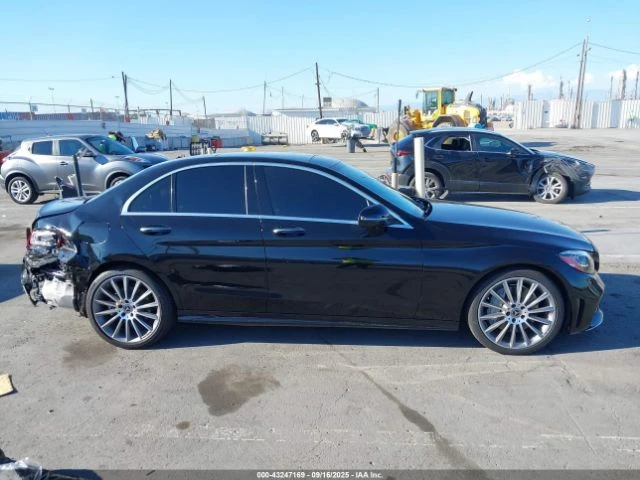 Mercedes-Benz C 300  - изображение 9