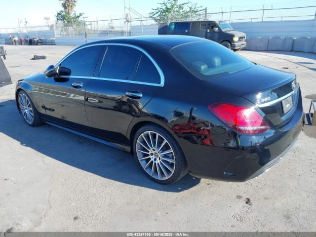 Mercedes-Benz C 300  - изображение 4