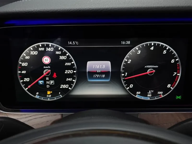 Mercedes-Benz E 300 E300 4MATIC Exclusive* ��������* ������� �� ������ | Mobile.bg � ����������� 8