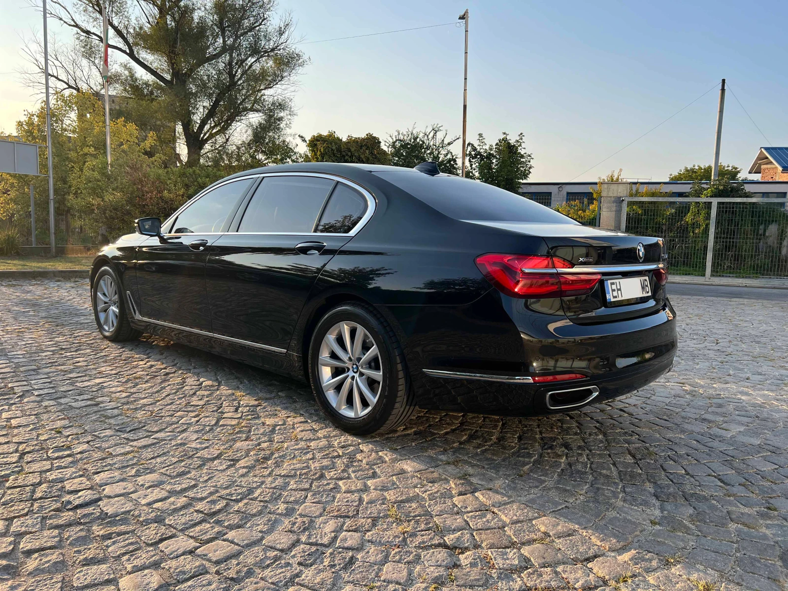 BMW 730 Ld xDrive - изображение 3