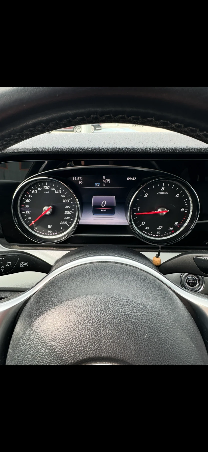 Mercedes-Benz E 200  - изображение 9