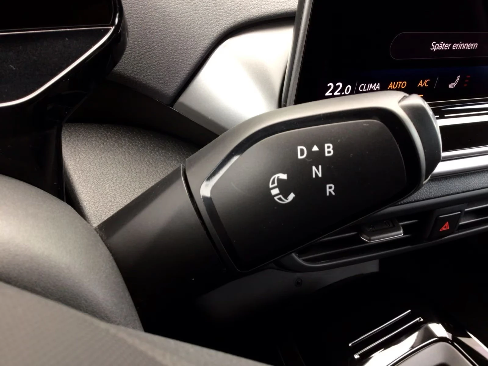 VW ID.4 PRO/286HP/NAVI/LED/CARPLAY/DIGI/383g - изображение 8