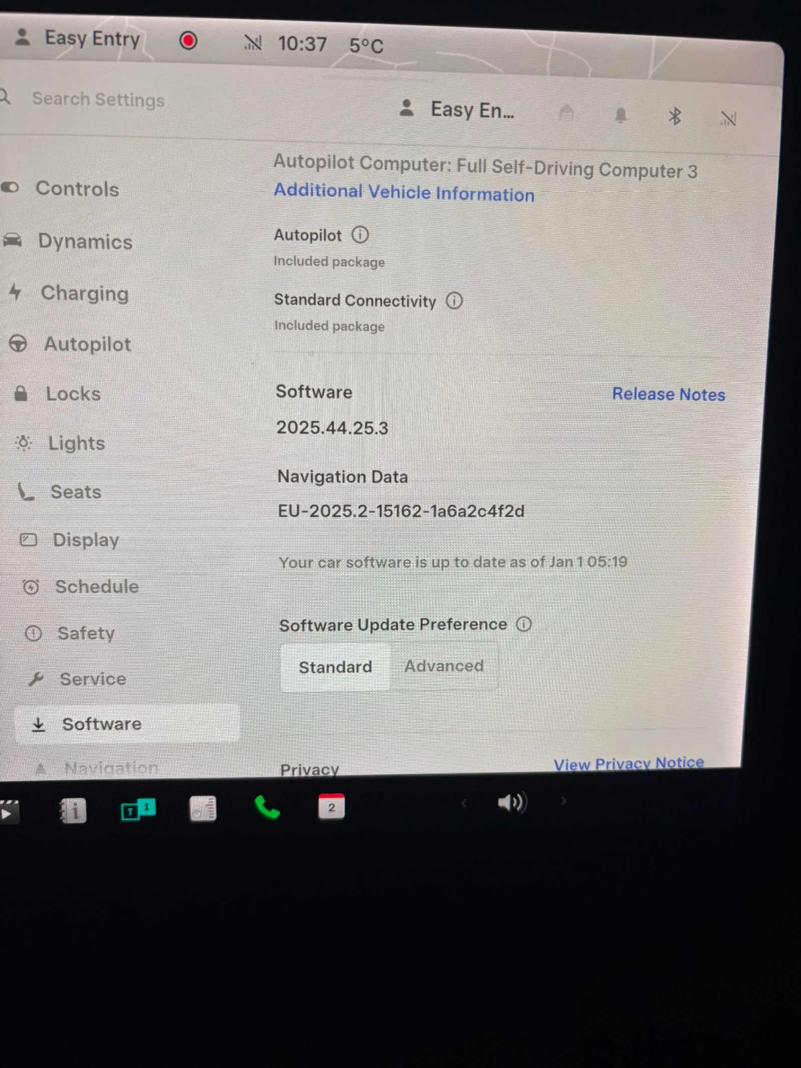Tesla Model Y Dual Motor Long range, снимка 11 - Автомобили и джипове - 53537455