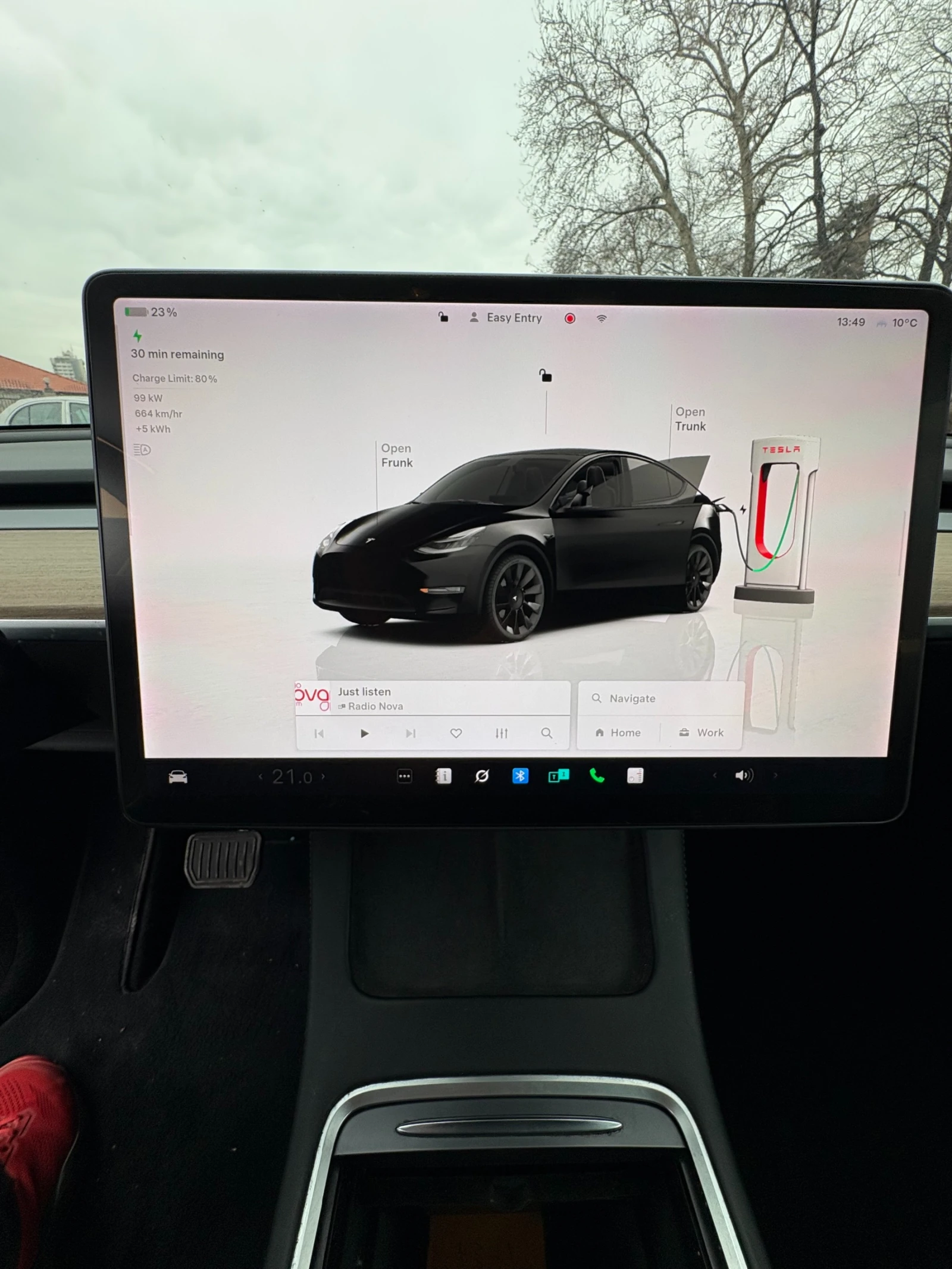 Tesla Model Y Dual Motor Long range, снимка 13 - Автомобили и джипове - 53537455