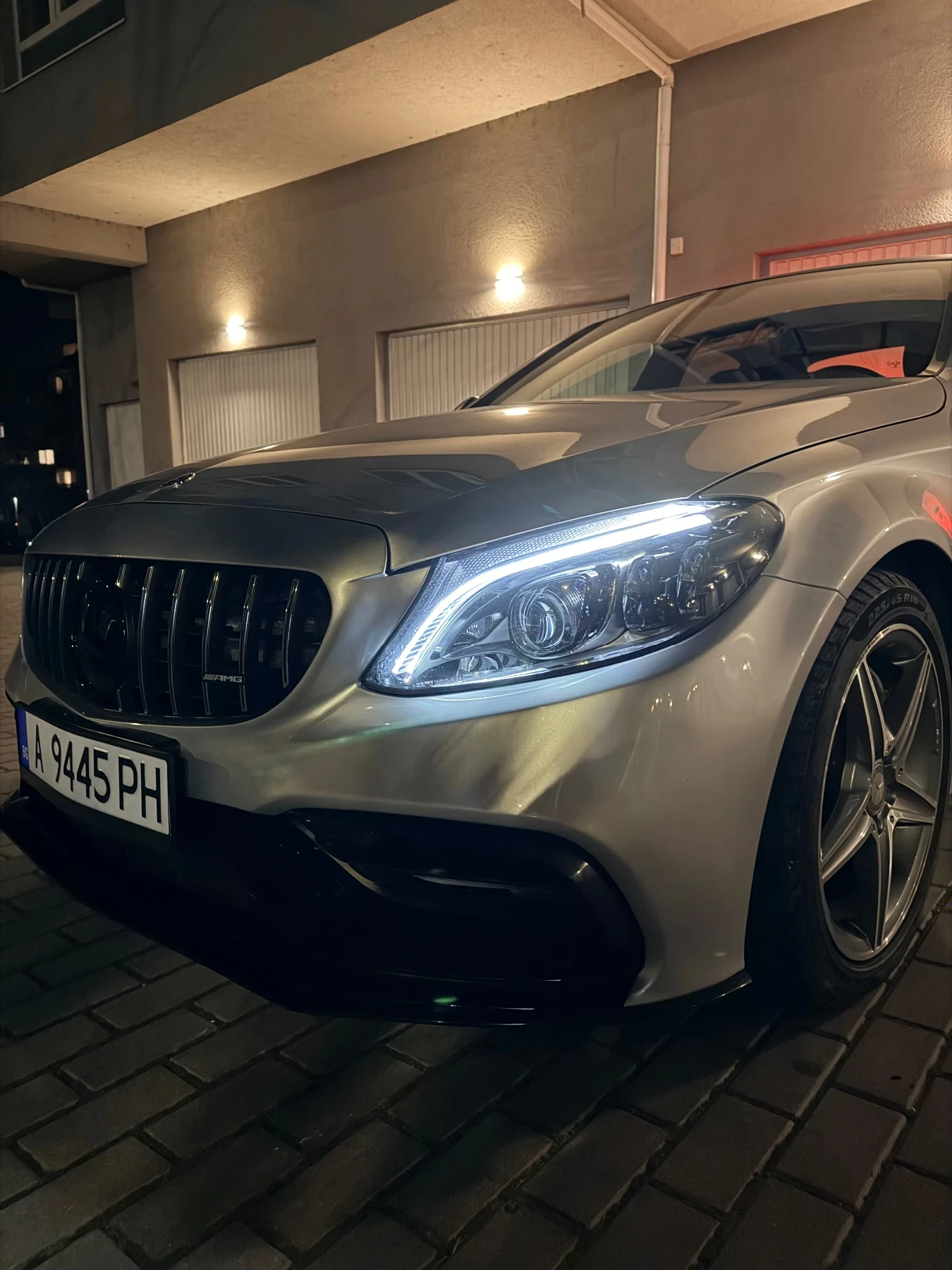 Mercedes-Benz C 300 AMG Facelift, снимка 11 - Автомобили и джипове - 53958597