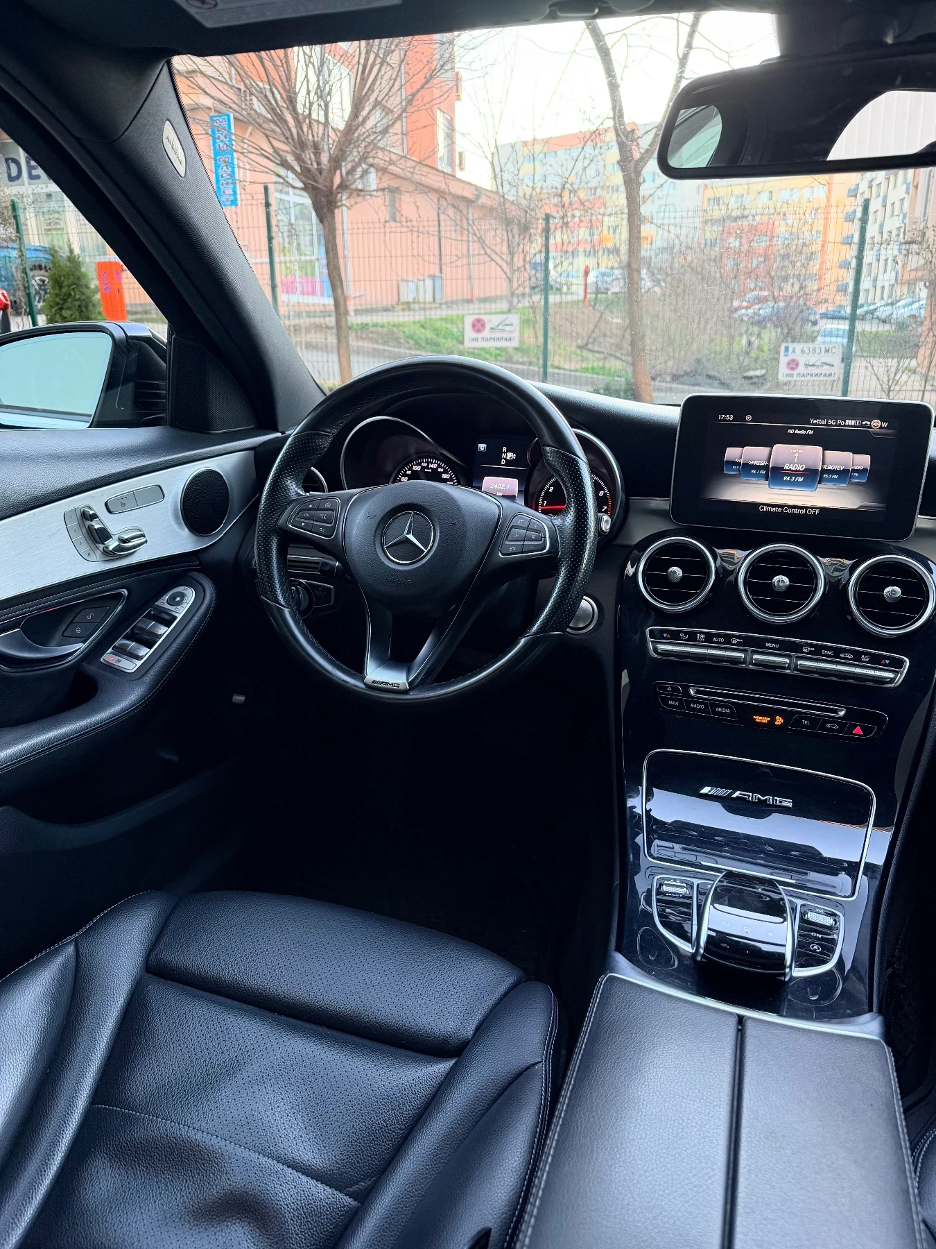 Mercedes-Benz C 300 AMG Facelift, снимка 5 - Автомобили и джипове - 53958597