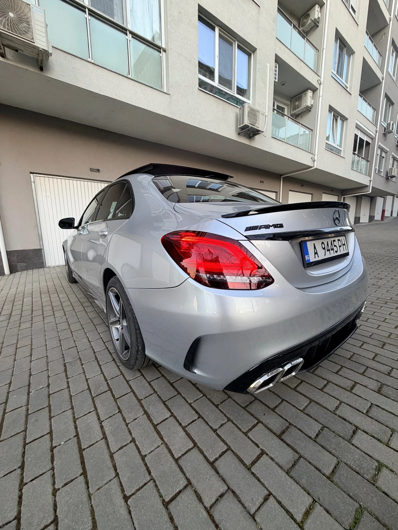 Mercedes-Benz C 300 AMG Facelift, снимка 8 - Автомобили и джипове - 53958597