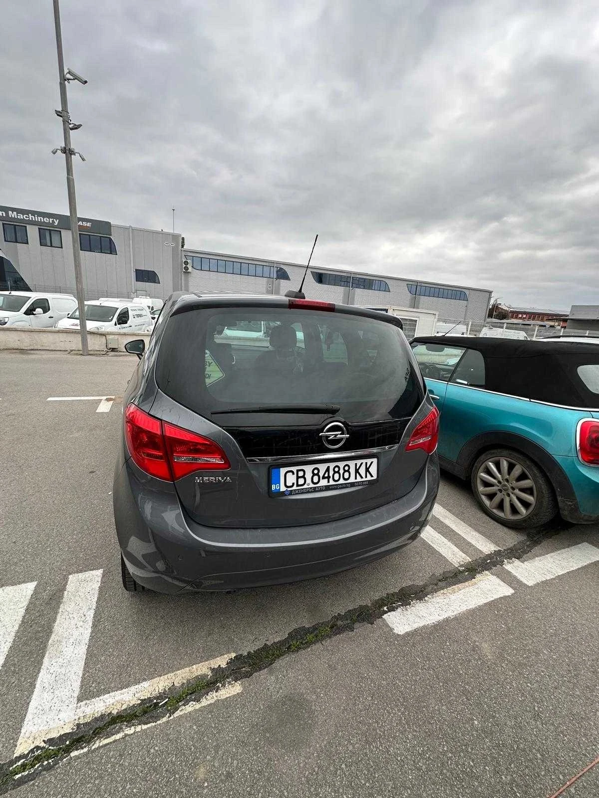 Opel Meriva, снимка 8 - Автомобили и джипове - 53961396