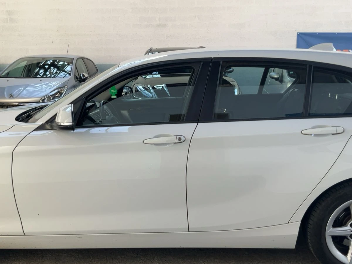 BMW 116 EfficientDynamics Advantage, снимка 8 - Автомобили и джипове - 54257321