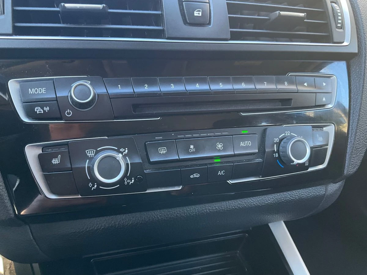 BMW 116 EfficientDynamics Advantage, снимка 16 - Автомобили и джипове - 54257321