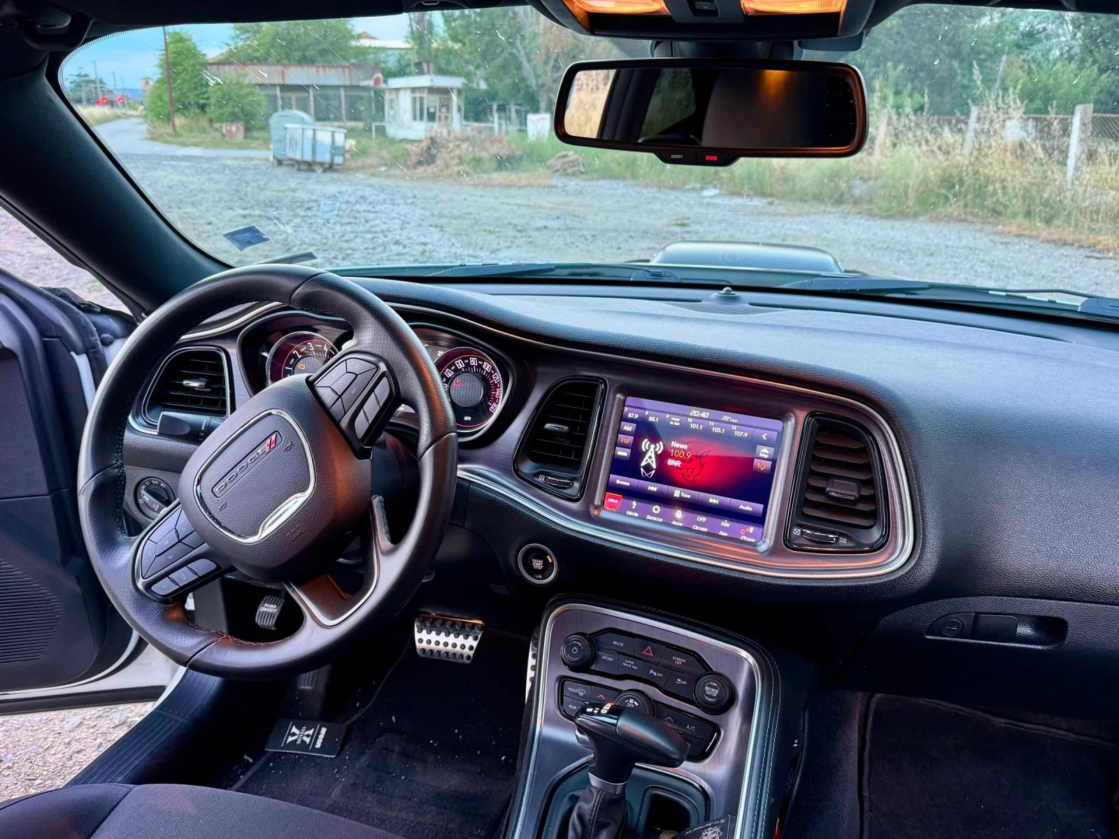 Dodge Challenger 5.7 Hemi Shaker , снимка 8 - Автомобили и джипове - 55016088
