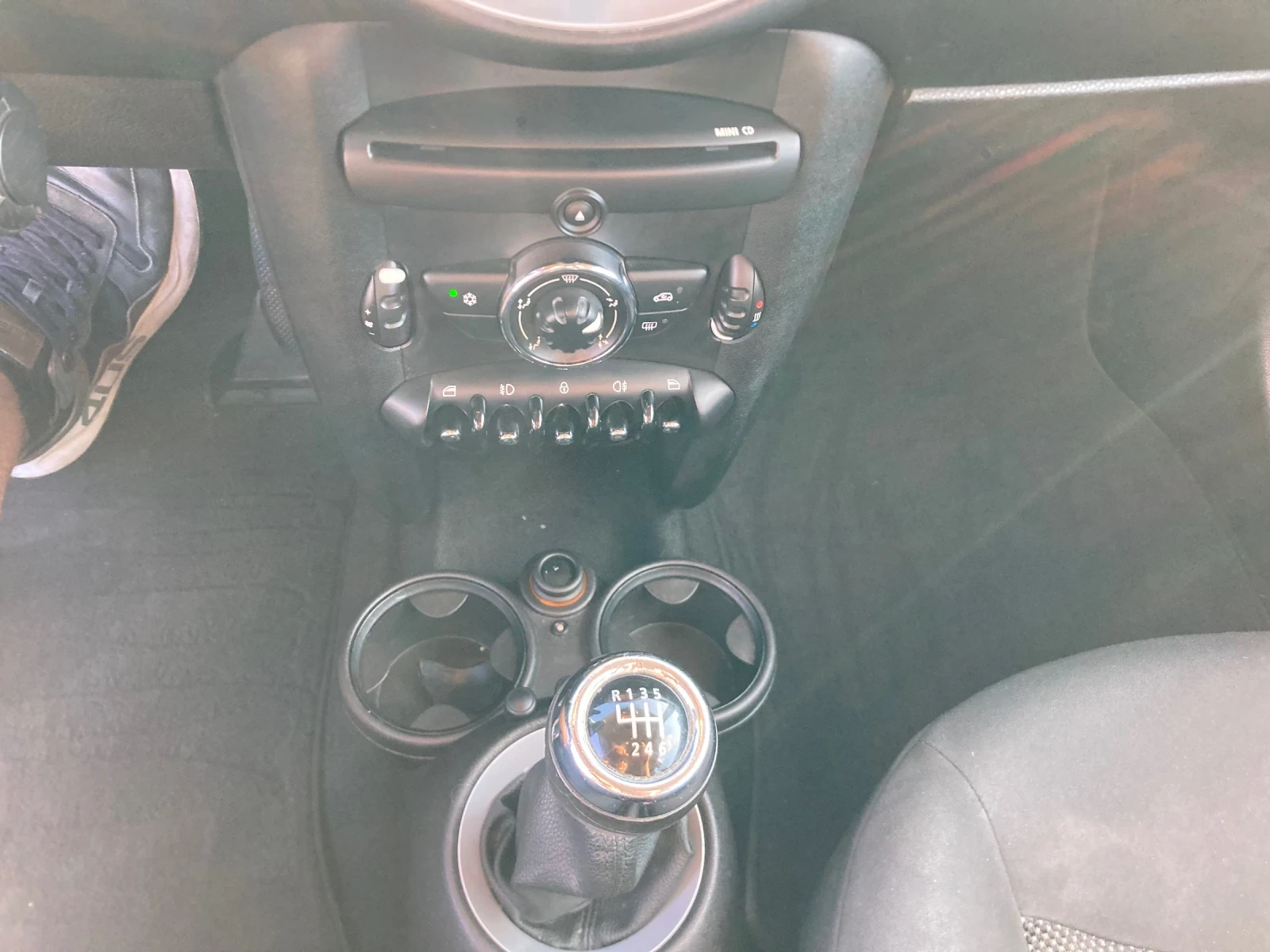 Mini Cooper 1.6 Benzin 75ks Evro-5, снимка 12 - Автомобили и джипове - 55387991