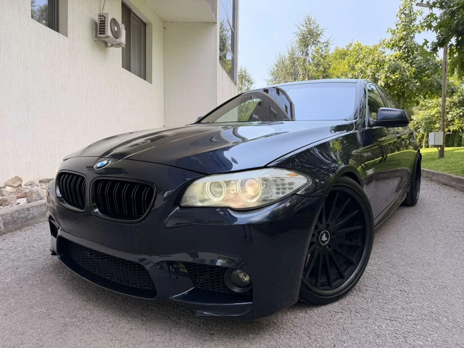 BMW 535 I / M-OPTIC, снимка 3 - Автомобили и джипове - 55660578